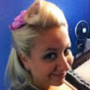 Meet your Posher, Naomi